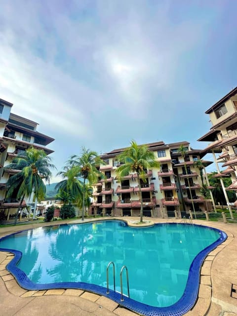 Pool view, Swimming pool