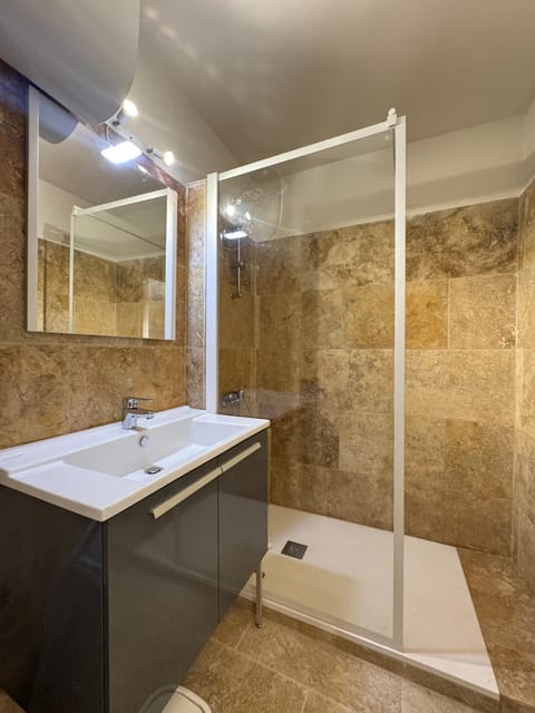 magnifique Studio centre historique n5 Apartment in Villeneuve-lès-Avignon