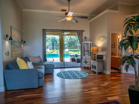 Facade/entrance, Pool view, Swimming pool, Family