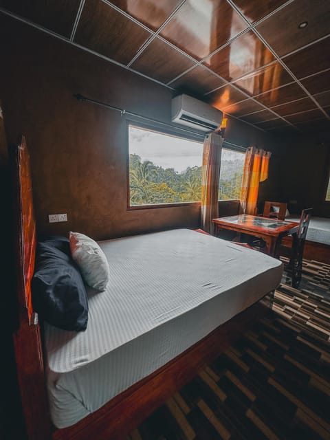 Bed, Bedroom, air conditioner