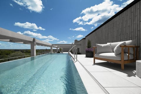 View (from property/room), Balcony/Terrace, Swimming pool, sunbed