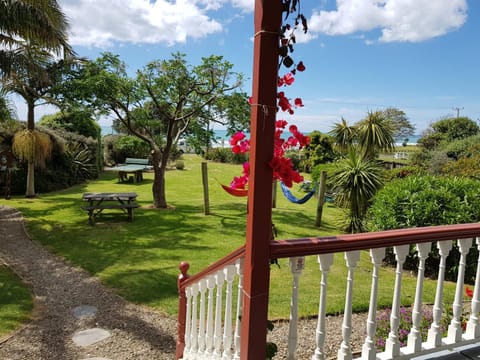 Endless Summer Lodge - Guesthouse Nature lodge in Northland