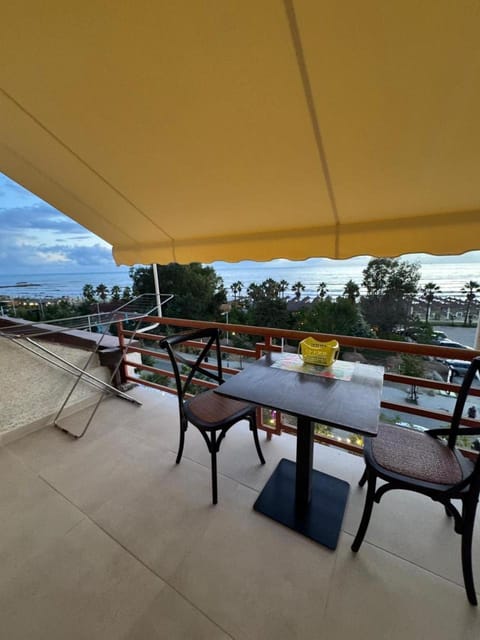 Day, Balcony/Terrace