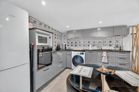 Cabanon des Amandiers Apartment in Sanary-sur-Mer