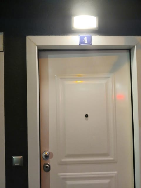 Center Lux Rooms Pasha's Gardens Ιpirou 4 Agios Pavlos Apartment in Thessaloniki