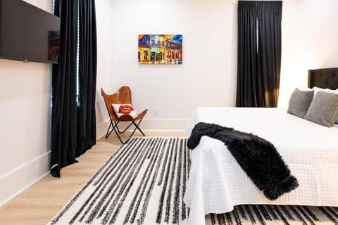 Luxe New Construction Home in Quiet Neighborhood House in New Orleans