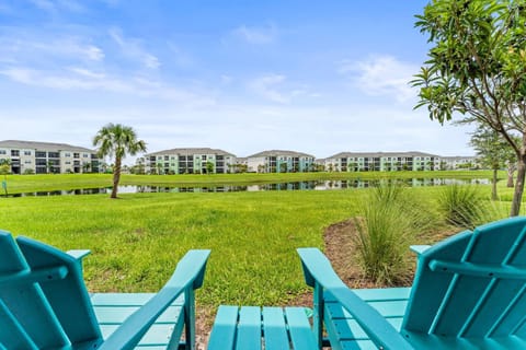 Waves of Relaxation - For 8 House in Bay Lake