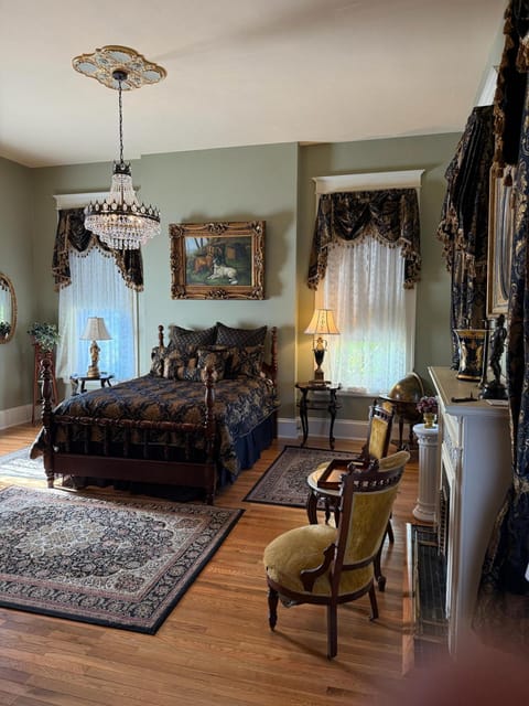 Seating area, Bedroom