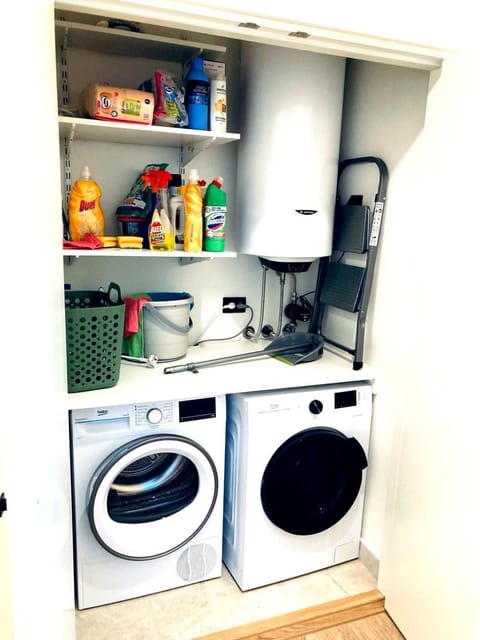 Belgrade Waterfront Kalemegdan and River View with Garage Apartment in Belgrade