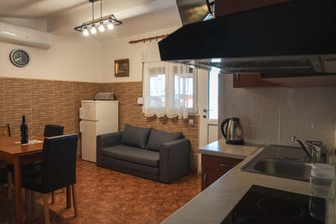 TV and multimedia, Living room, kitchen