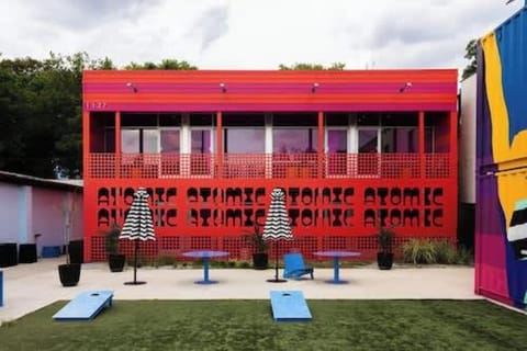 Hotel Hilo - Room 101 Inn in Louisville