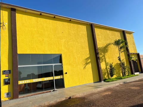 Property building, Day
