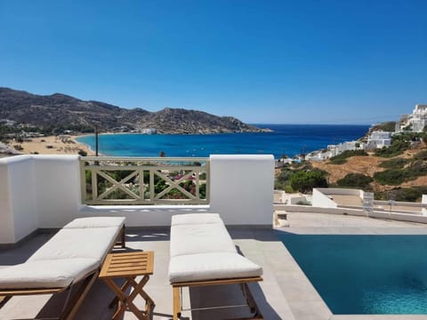 Patio, Nearby landmark, Day, Natural landscape, View (from property/room), Balcony/Terrace, Pool view, Sea view, Swimming pool, sunbed