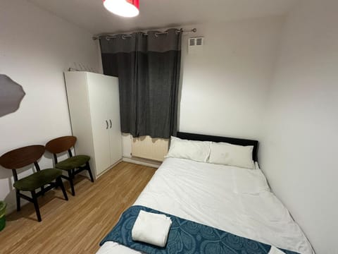 Bed, Bedroom, wardrobe