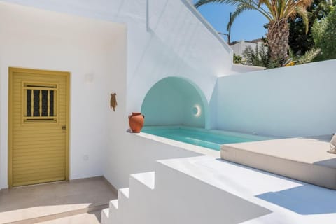 Patio, Balcony/Terrace, Swimming pool