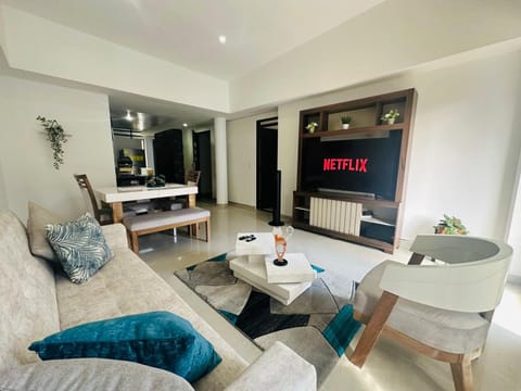 TV and multimedia, Living room, Dining area
