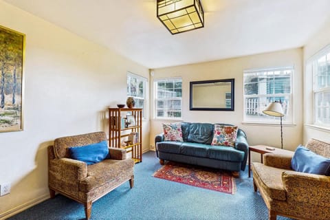 Headlands Cove - Cottage House in Mendocino