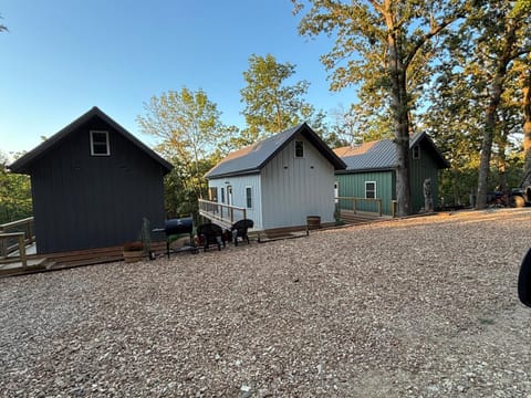 Property building, Day, Parking