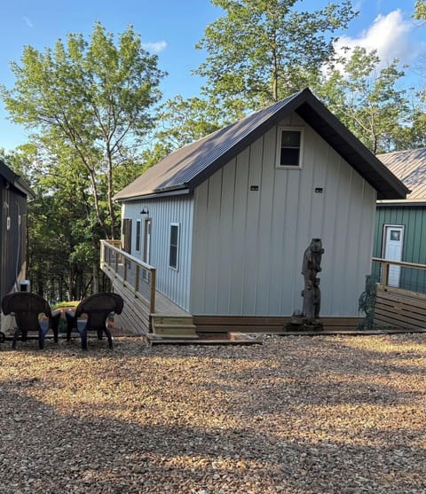 Property building, Day