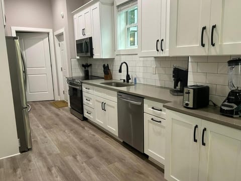 Spacious Midtown Home Steps from Piedmont Park House in Virginia Highland