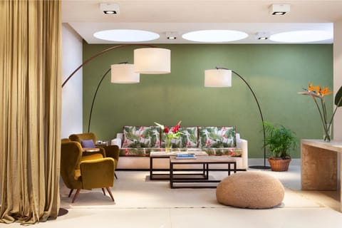 Lobby or reception, Lobby or reception