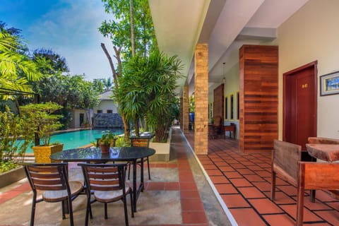Patio, Balcony/Terrace, Seating area