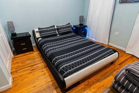 Bed, Bedroom