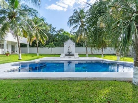 Garden view, Pool view