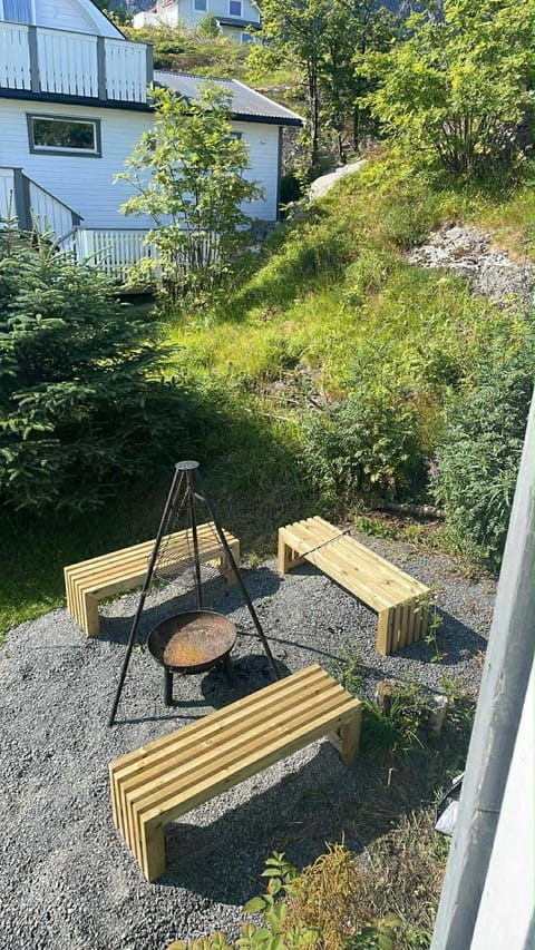 KB Storhaugen House - Sørvågen House in Lofoten