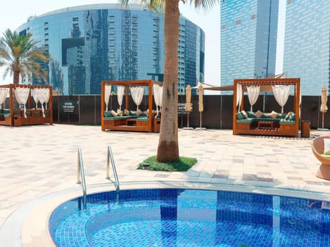 Garden, Hot Spring Bath, Hot Tub, Swimming pool, Swimming pool, Swimming pool, Sports, Entertainment, Entertainment, sunbed, sunbed