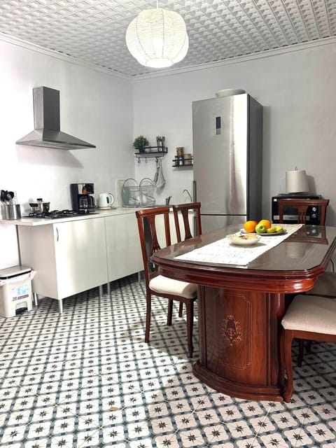 Cullera Center, 15 min Beach Apartment in Cullera