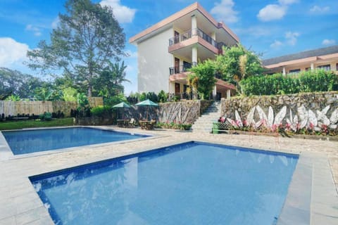 Day, Garden view, Pool view, Swimming pool