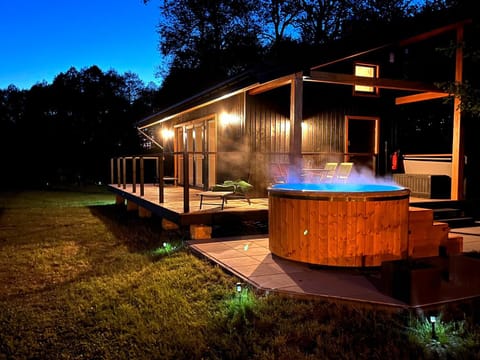 Property building, Patio, Night, Natural landscape, Garden, Hot Tub, Garden view