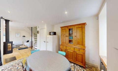 Au bord de l'Odon House in Caen