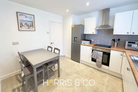 Crews Cabin Cabin in Wyre District