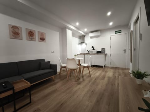 Urban Charm Flat - Extramurs Apartment in Valencia