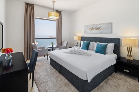 Luxurious 3BR apt with Panoramic Sea View on JBR Beach - By Sunkissed Holiday Homes Apartment in Dubai