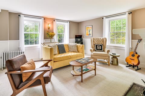 1 Mi to Vineyard Serene Berkshires Country Escape House in Berkshires