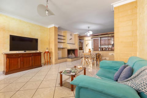 TV and multimedia, Living room