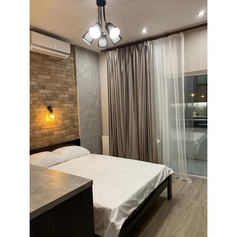 Bedroom, air conditioner