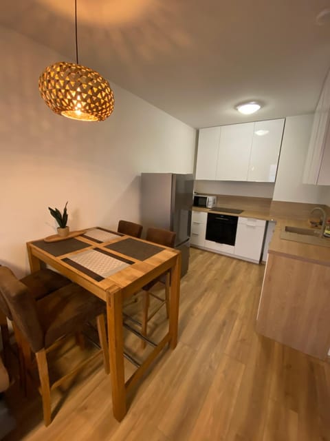 Nowy Apartament 5 Osob dobra lokalizacja 1 min z S6 300 m ul Franciszkanska Apartment in West Pomeranian Voivodeship, Poland