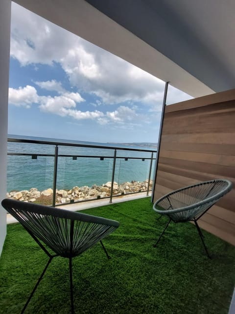 View (from property/room), Balcony/Terrace, Sea view