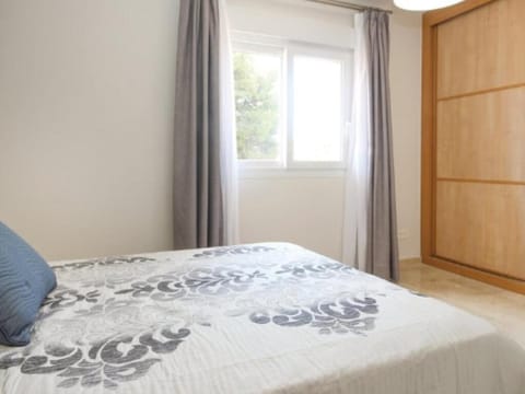 Cabopino stunning 4bedroom frontline golf house House in Marbella