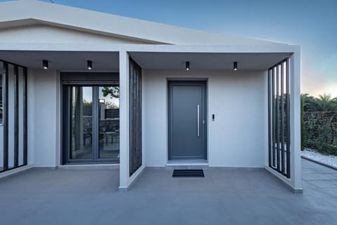 Property building, Facade/entrance