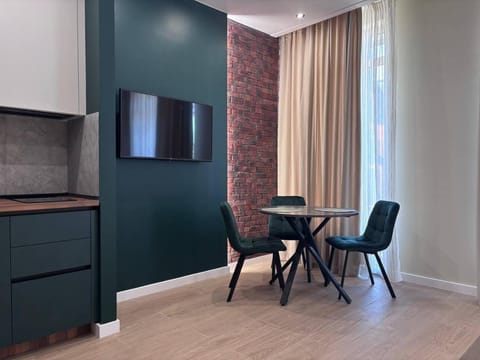 Communal lounge/ TV room, Living room, Seating area, Dining area
