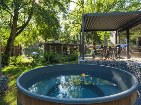 Sauwer Lodge with hot tub | 6 persons House in Luxembourg