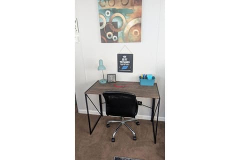 Cozy Tiny House - 25mins From Downtown Detroit Apartment in Farmington Hills