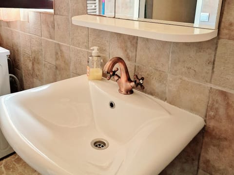 D&D rooms 5 Bed and Breakfast in Medulin