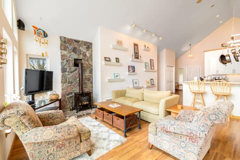 East Beachside A House in Greenbank