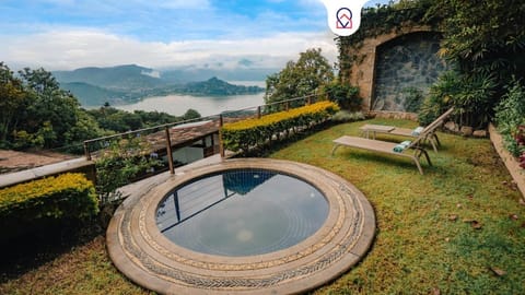 Hot Tub, Garden view
